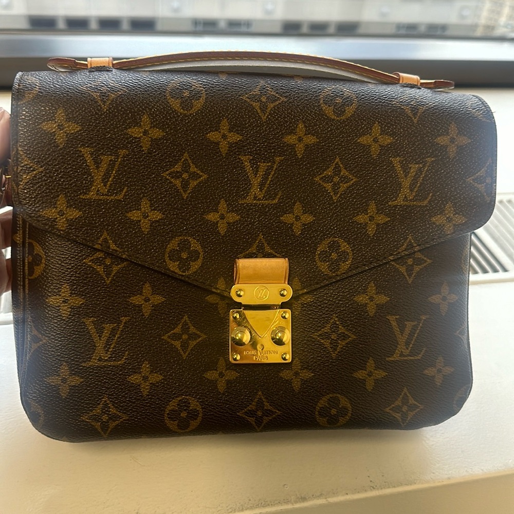 Louis Vuitton Metis